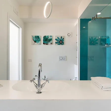 Peppina Terrace Apartment Letojanni